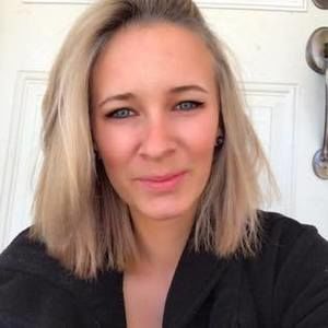 Meet your Posher, Stephanie